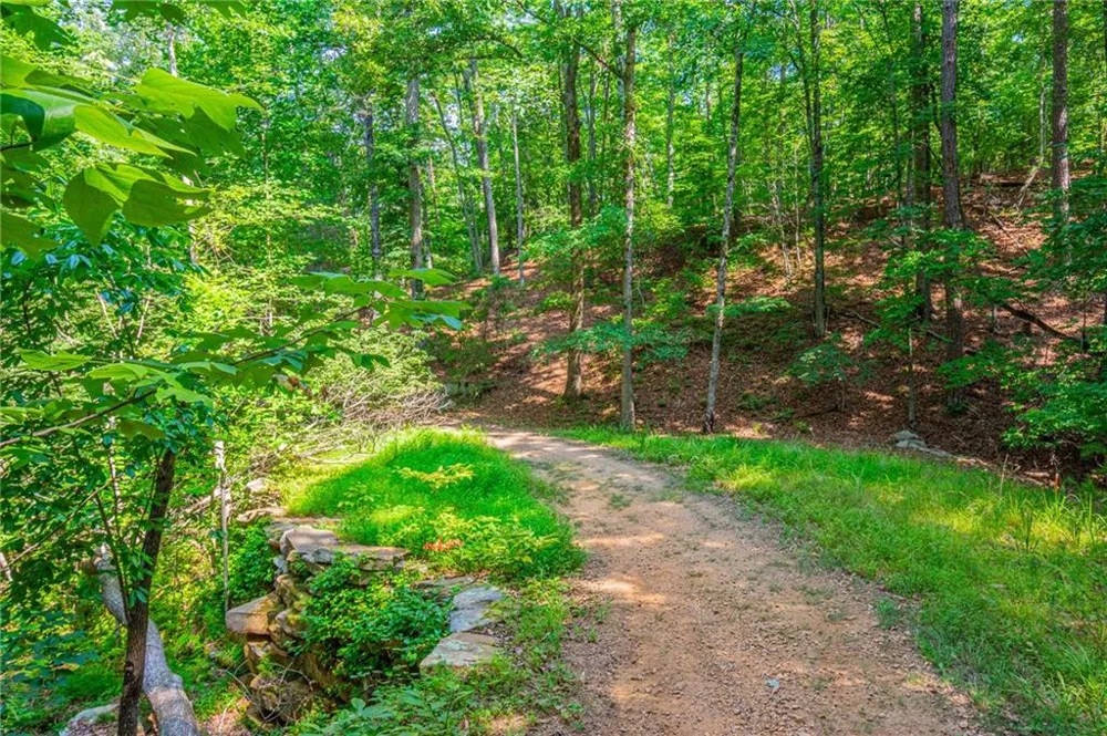 00 Old Cherokee Way Dawsonville, GA 30534