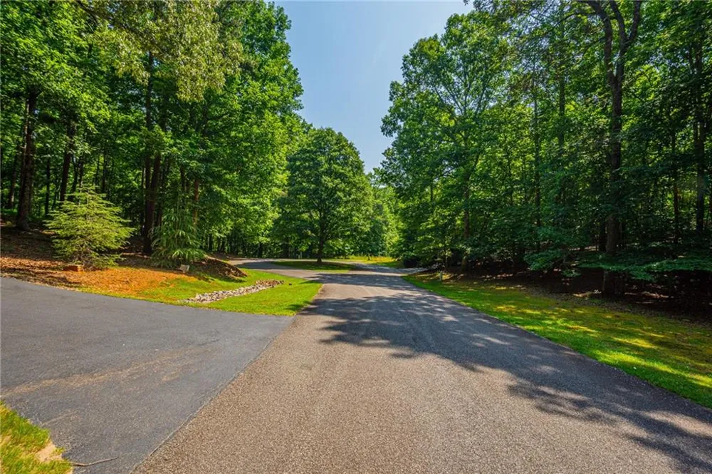 00 Old Cherokee Way Dawsonville, GA 30534