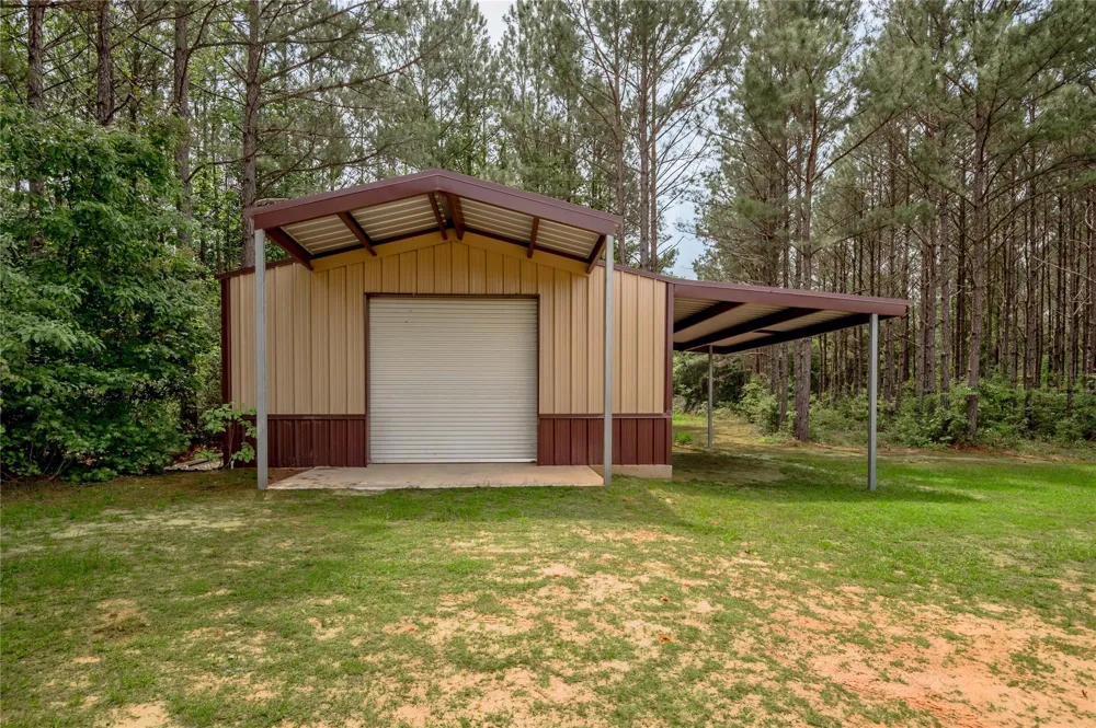 3134 Nursery Road Livingston, TX 77351