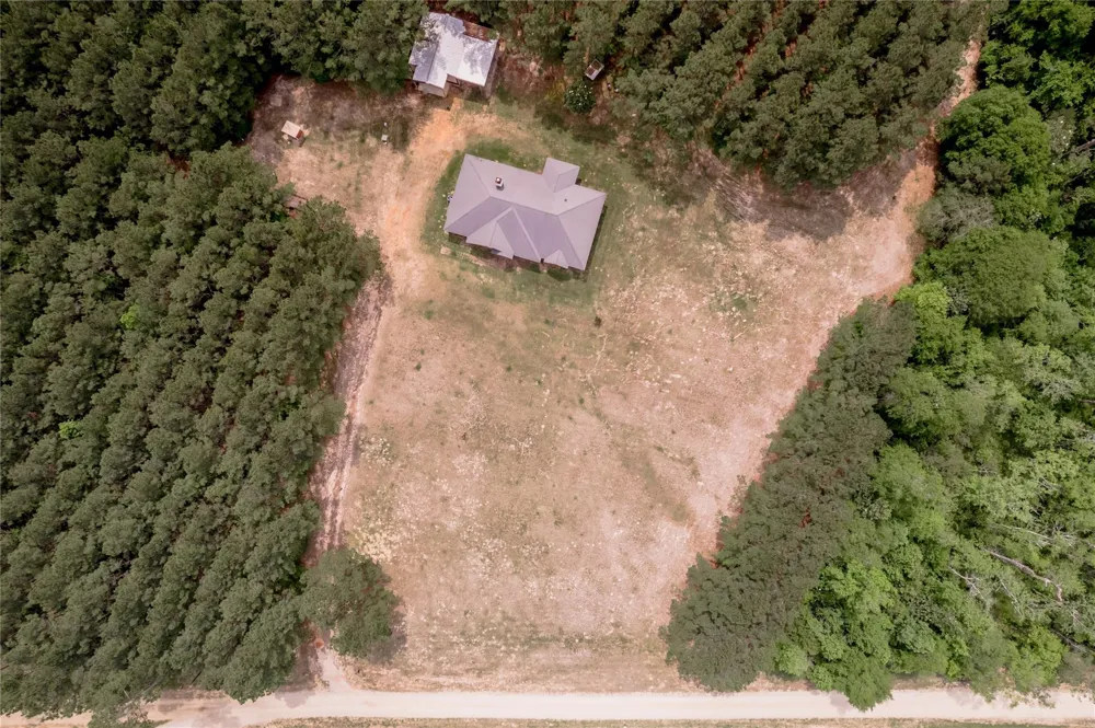 3134 Nursery Road Livingston, TX 77351