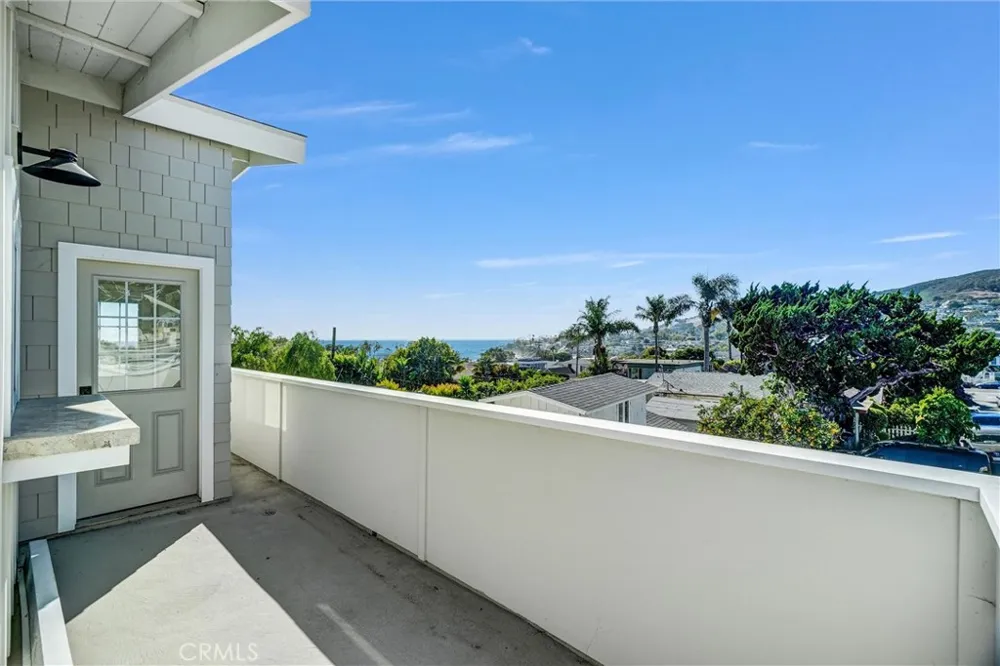 575 Through #A Laguna Beach, CA 92651