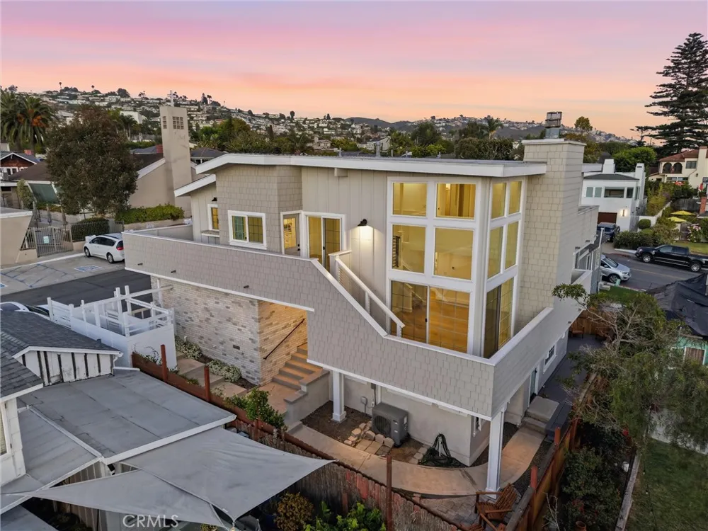 575 Through #A Laguna Beach, CA 92651