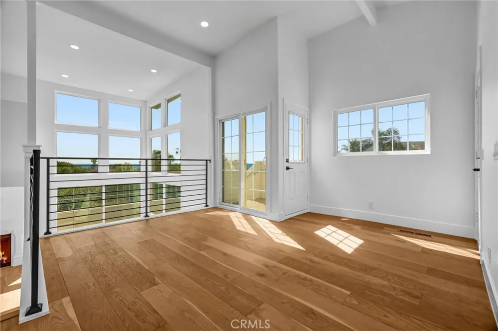 575 Through #A Laguna Beach, CA 92651