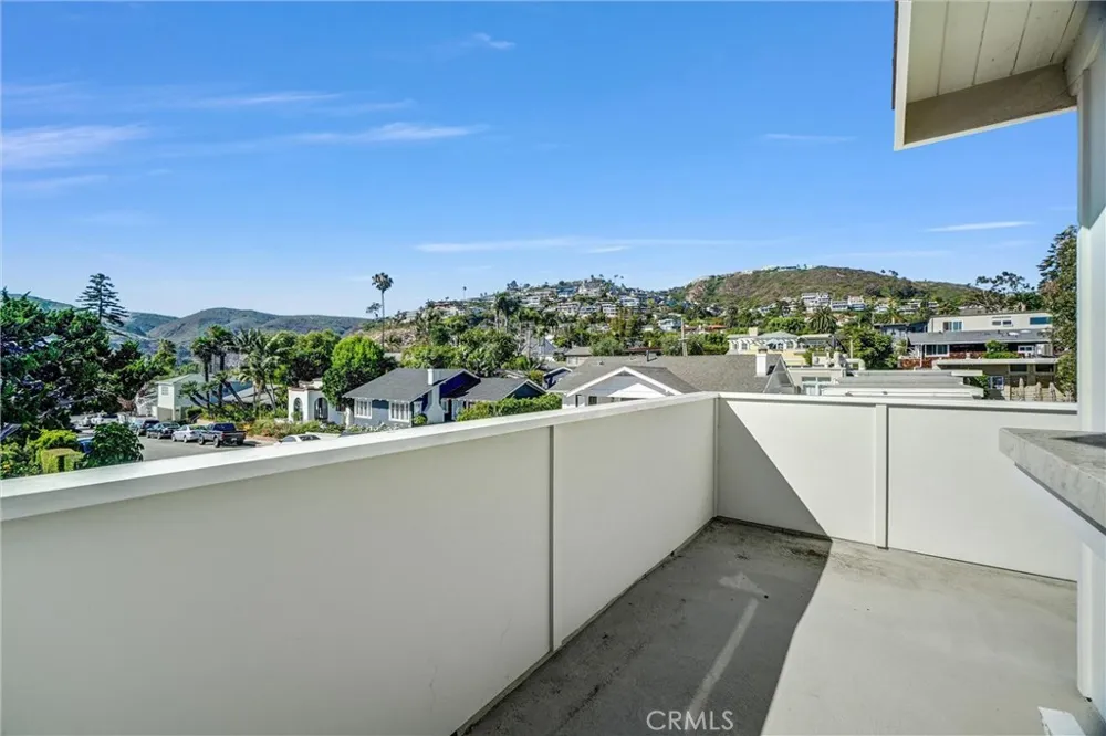 575 Through #A Laguna Beach, CA 92651