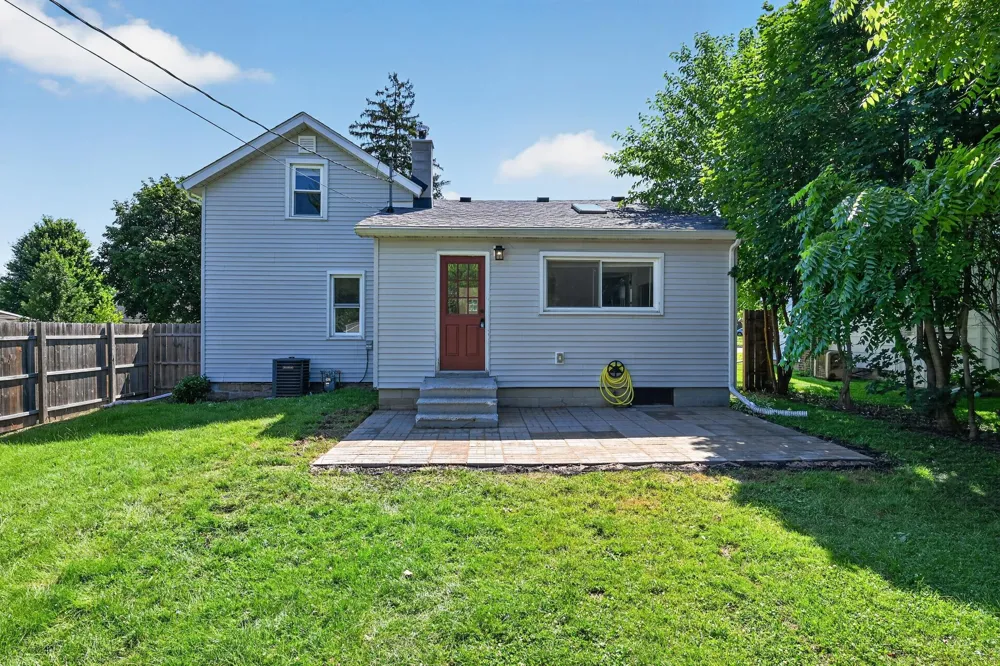 314 Magnolia Street Three Oaks, MI 49128