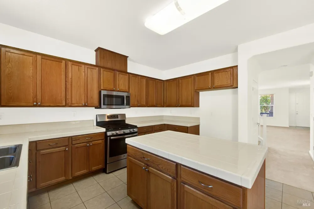 1073 Cabernet Court Vacaville, CA 95688