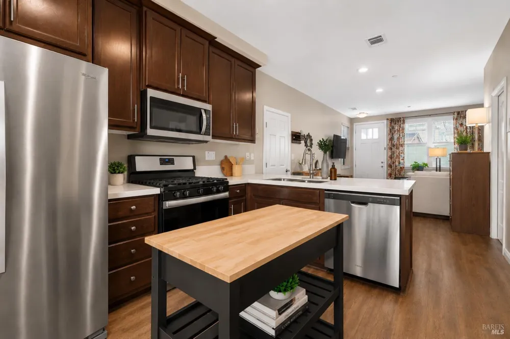 465 Miaterra Drive Santa Rosa, CA 95407