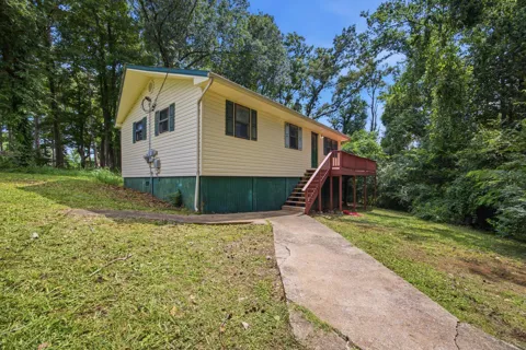 806 Nipper Drive