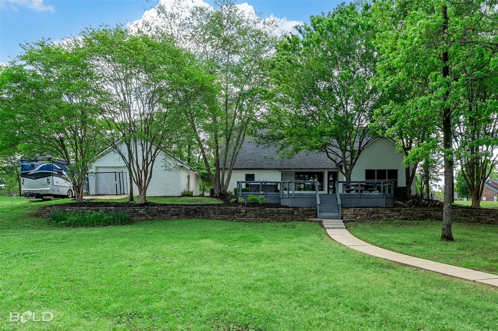 1957 Leeward Cove Benton, LA 71006
