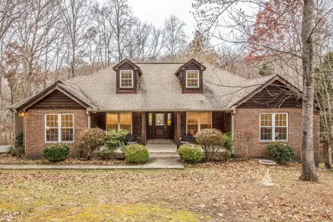 235 Scenic Dr
