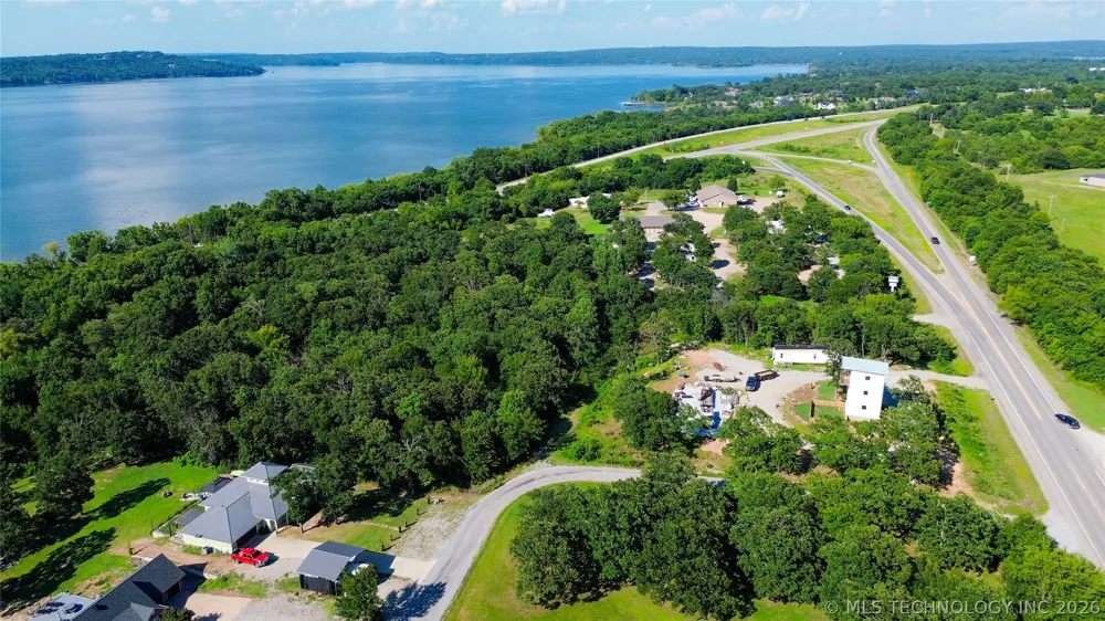 10 Bent Oak Eufaula, OK 74432
