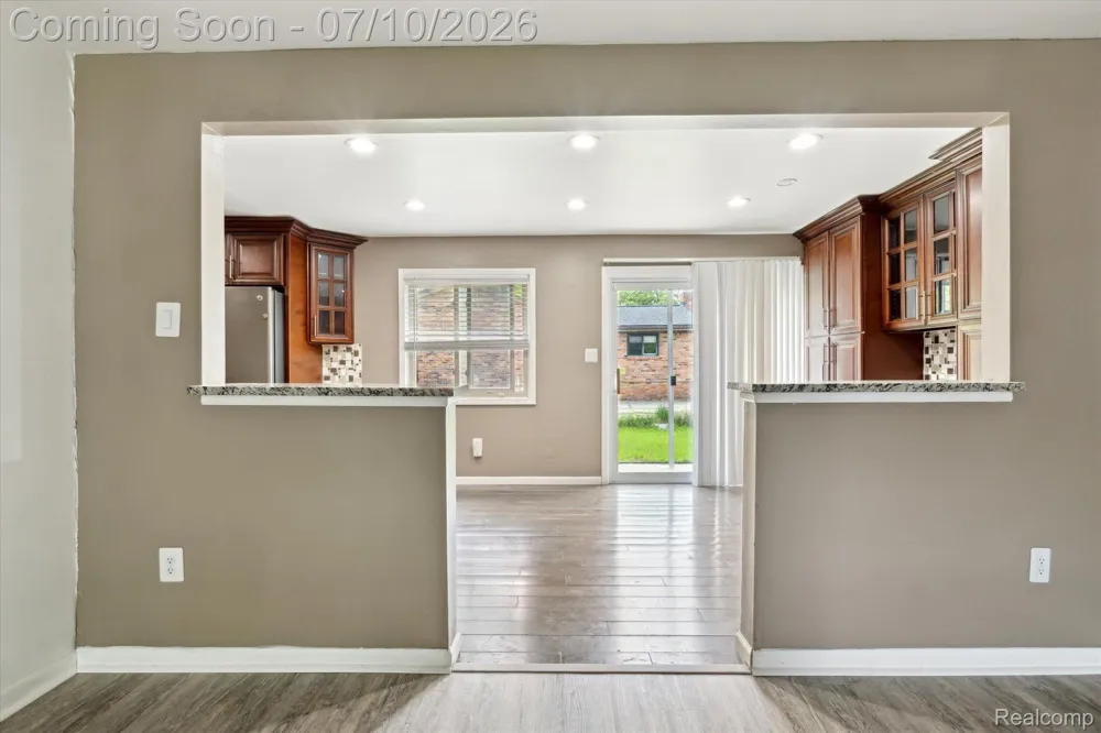 500 TROMBLEY DRIVE Troy City, MI 48083