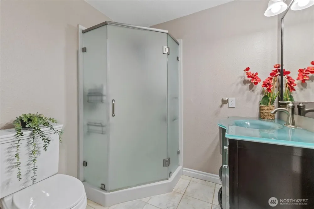 29832 Kent Black Diamond Road SE Kent, WA 98042