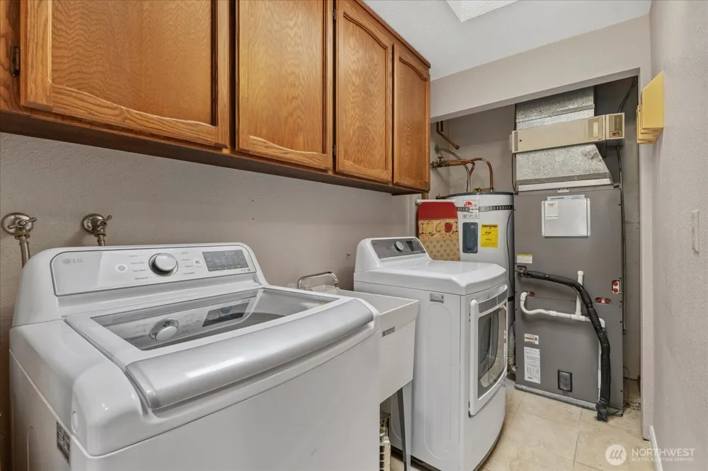 29832 Kent Black Diamond Road SE Kent, WA 98042