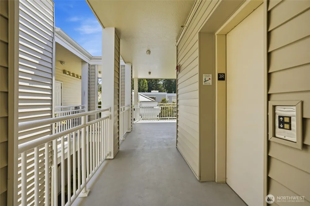 17432 Bothell Way NE #B-307 Bothell, WA 98011