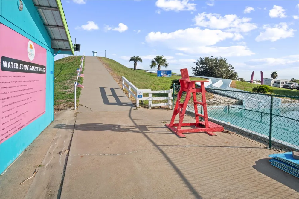2061 Highway 87 Crystal Beach, TX 77650