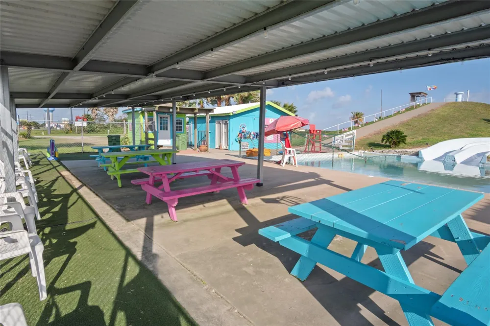2061 Highway 87 Crystal Beach, TX 77650