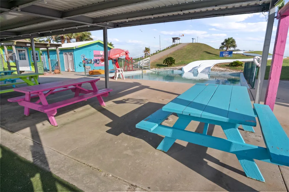 2061 Highway 87 Crystal Beach, TX 77650