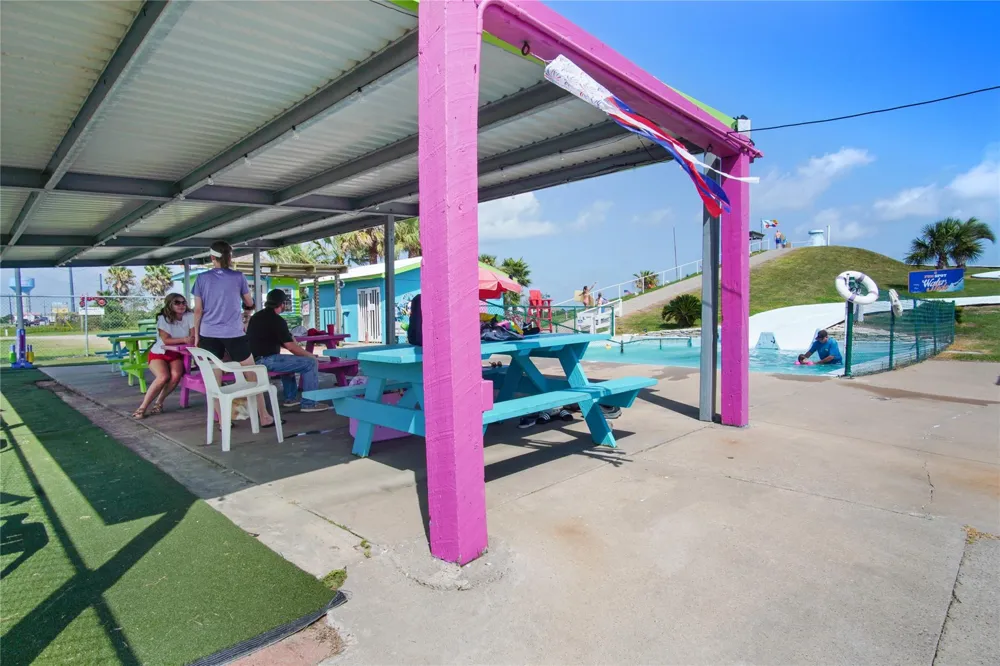 2061 Highway 87 Crystal Beach, TX 77650