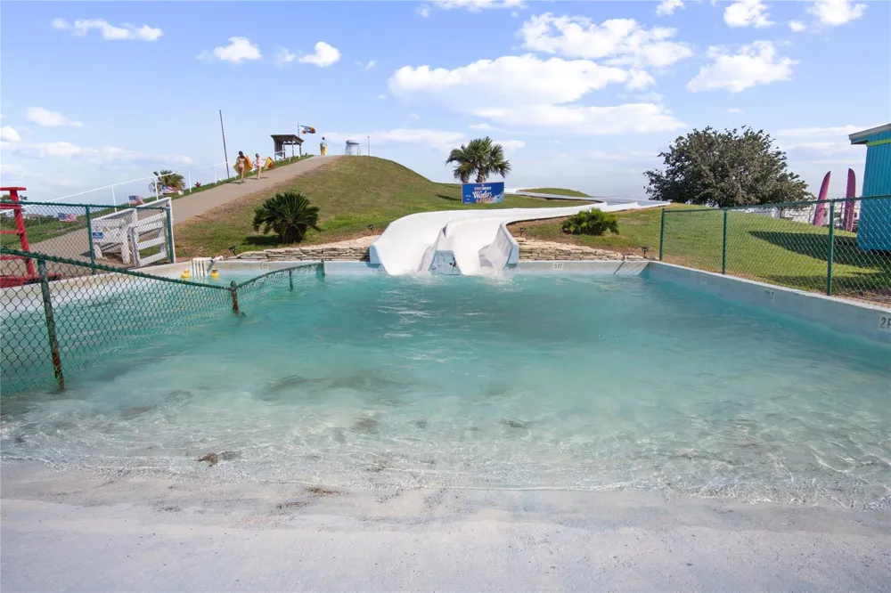 2061 Highway 87 Crystal Beach, TX 77650