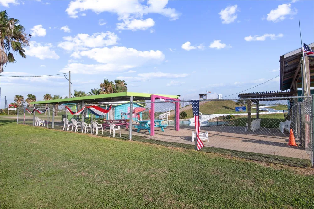 2061 Highway 87 Crystal Beach, TX 77650