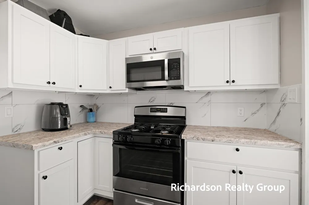 1949 Letart Avenue Muskegon, MI 49441