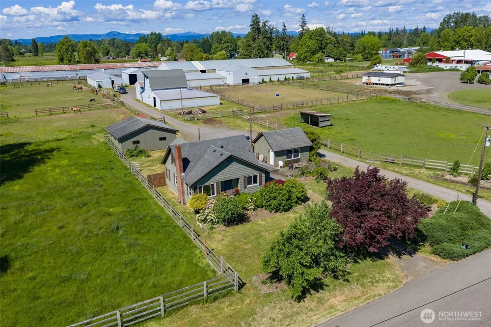 1300 NE 209th Street Ridgefield, WA 98642