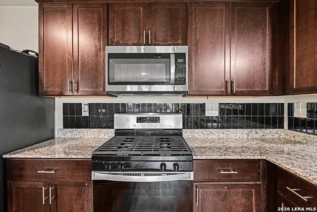 13745 Crossbow Rdg San Antonio, TX 78253