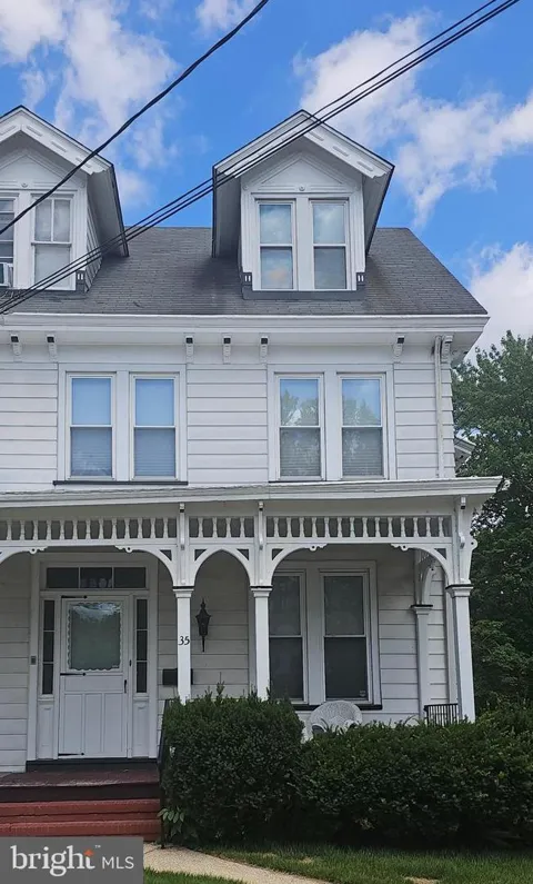 35 EAST AVENUE
