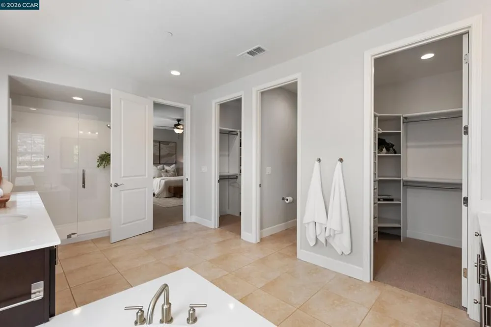 19221 Eagle View Dr Morgan Hill, CA 95037