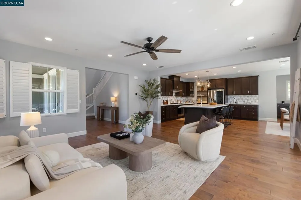 19221 Eagle View Dr Morgan Hill, CA 95037
