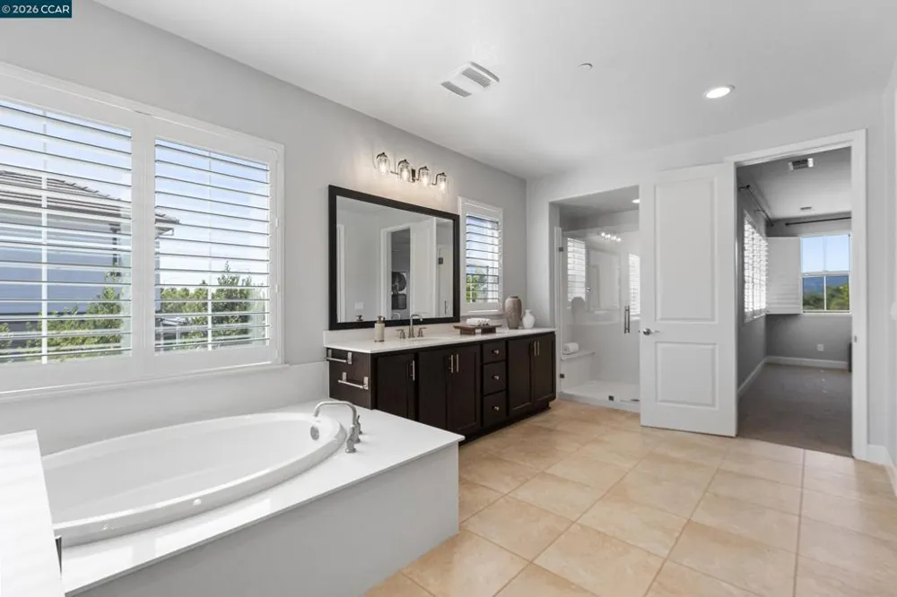 19221 Eagle View Dr Morgan Hill, CA 95037