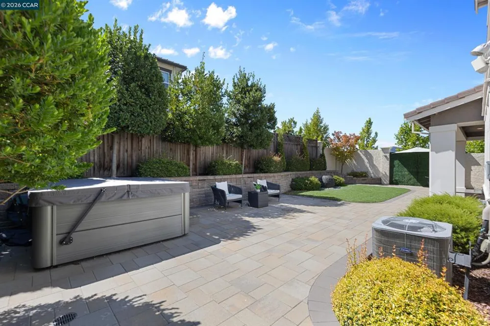 19221 Eagle View Dr Morgan Hill, CA 95037