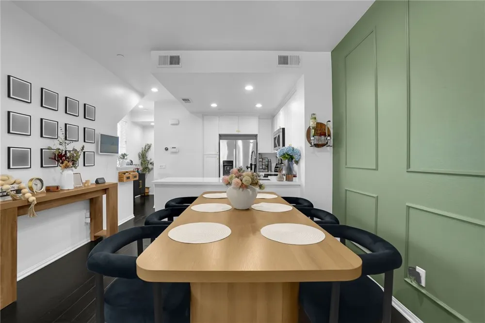 441 S Glendora Avenue Glendora, CA 91741