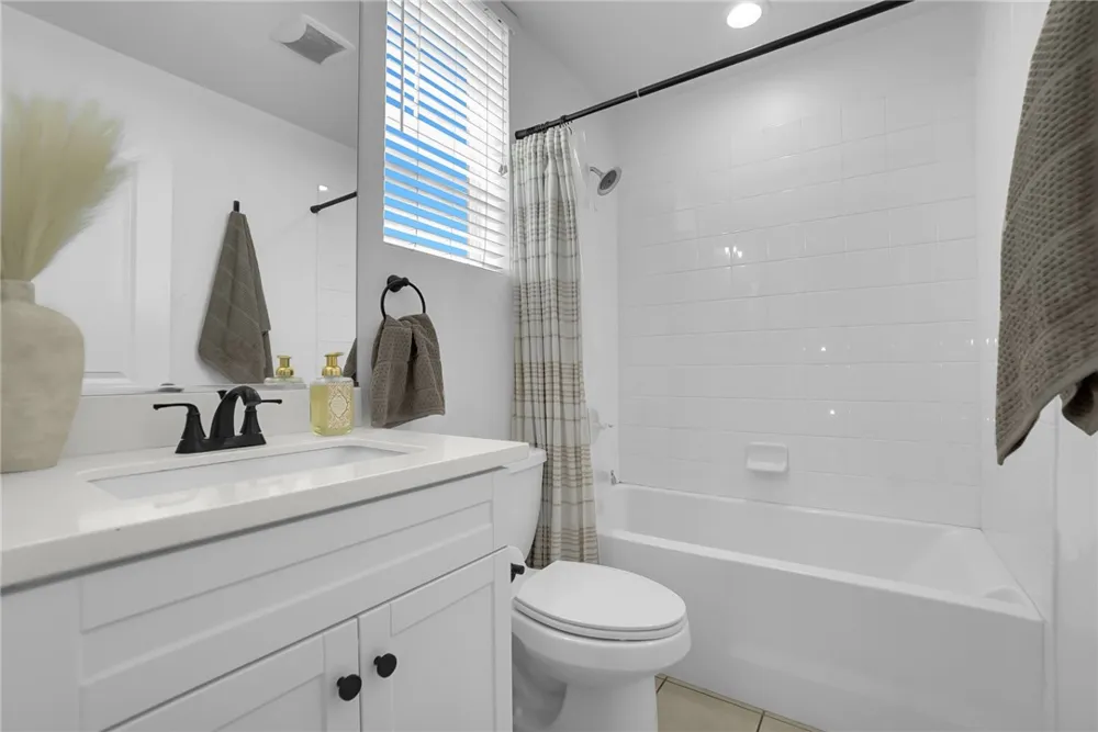 441 S Glendora Avenue Glendora, CA 91741