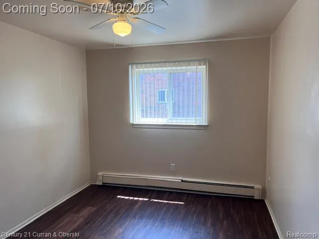 14682 Middle Gibraltar Road #24 Gibraltar City, MI 48173
