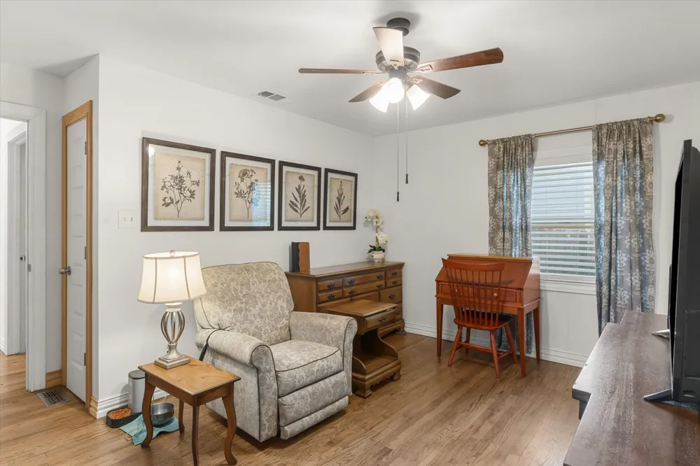 603 4th Street Wills Point, TX 75169