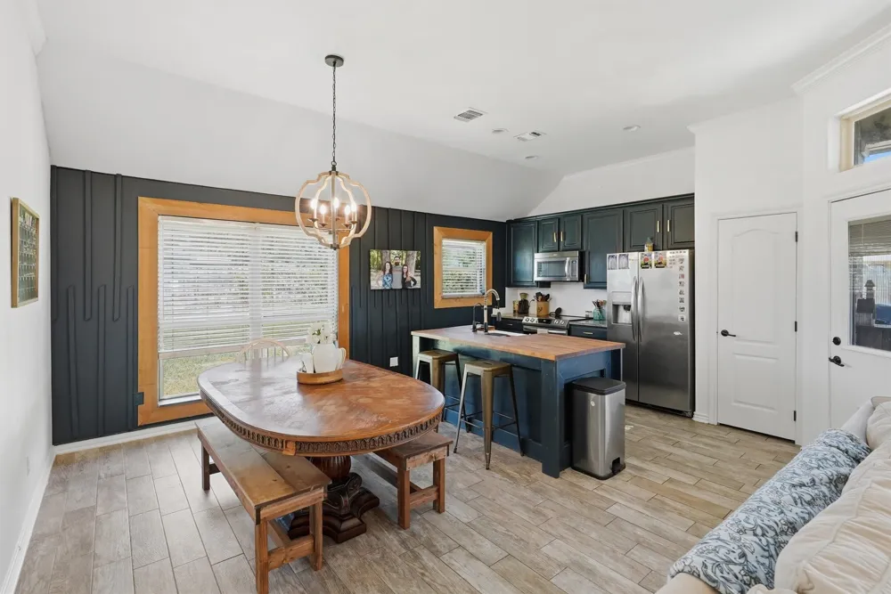2837 County Road 301 Glen Rose, TX 76043