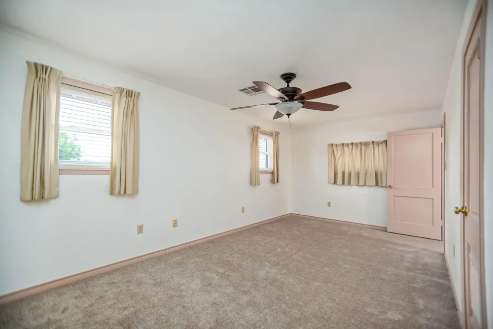 605 State Highway 172 Ganado, TX 77962