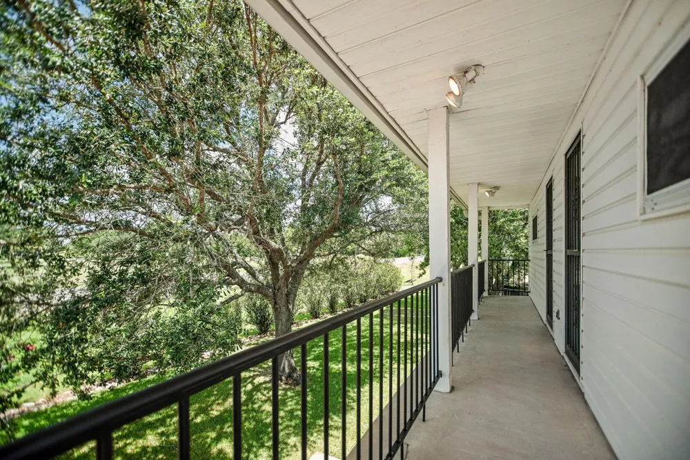 605 State Highway 172 Ganado, TX 77962