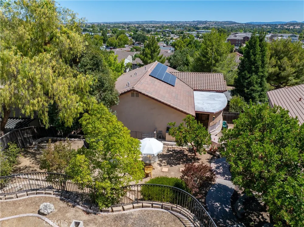 213 Grand Canyon Paso Robles, CA 93446