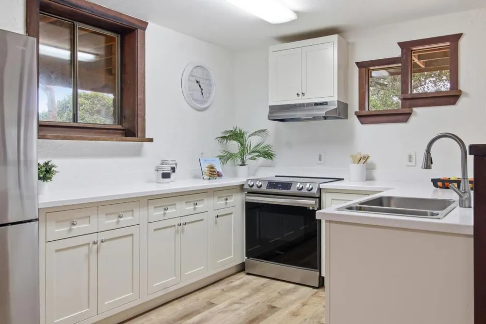 18 Middle Canyon Way #B Carmel Valley, CA 93924