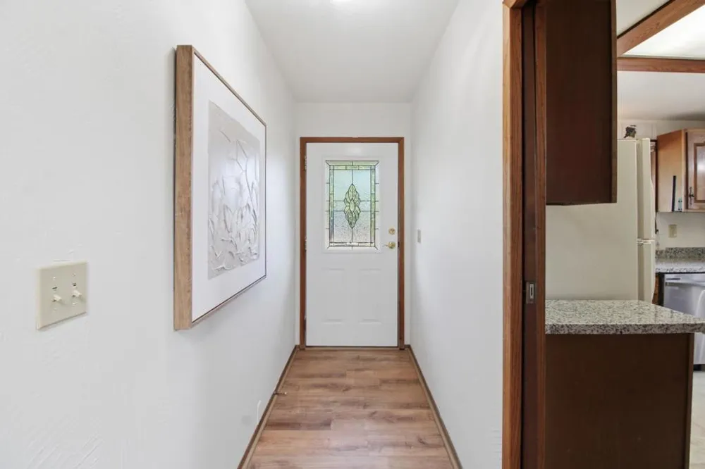 18 Middle Canyon Way #B Carmel Valley, CA 93924