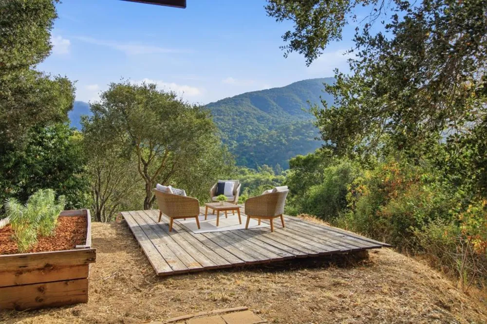 18 Middle Canyon Way #B Carmel Valley, CA 93924