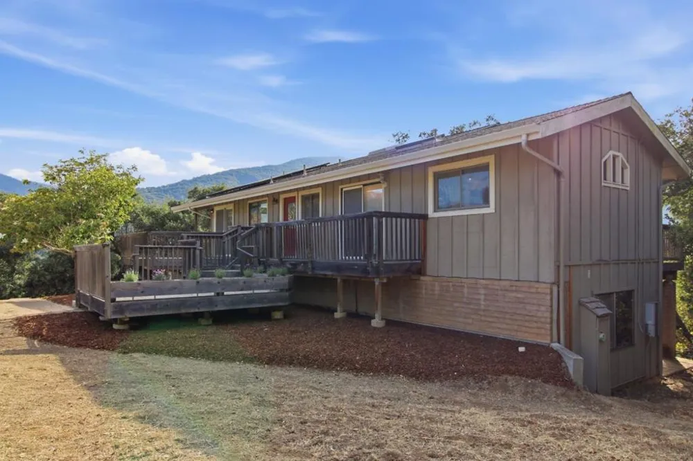 18 Middle Canyon Way #B Carmel Valley, CA 93924