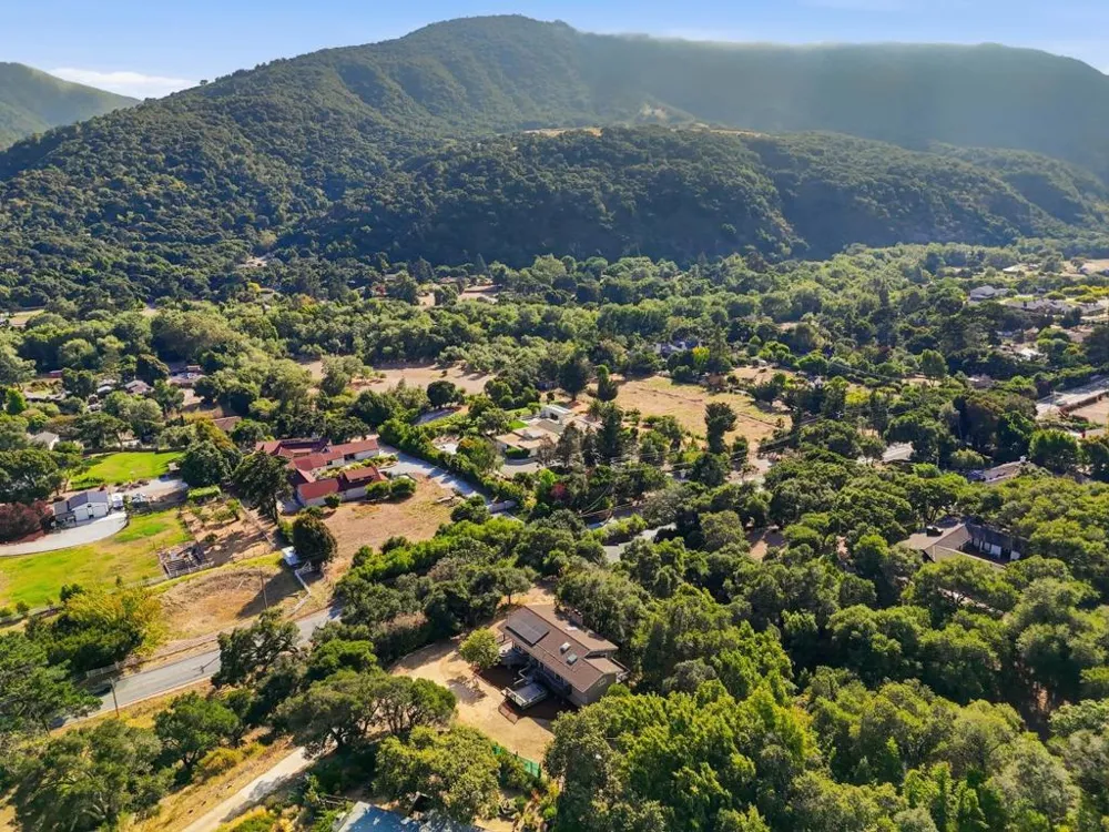 18 Middle Canyon Way #B Carmel Valley, CA 93924