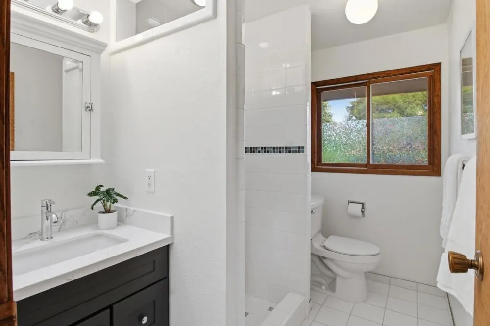 18 Middle Canyon Way #B Carmel Valley, CA 93924