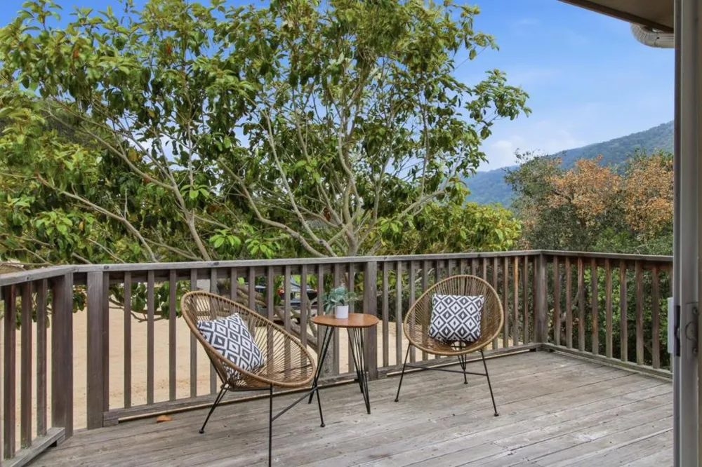 18 Middle Canyon Way #B Carmel Valley, CA 93924