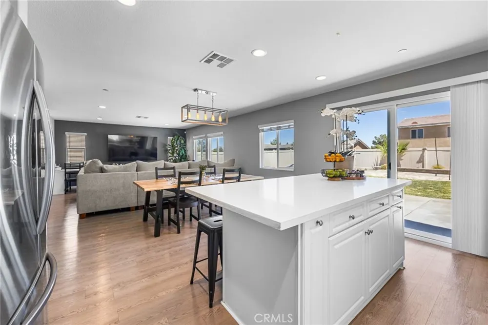 10538 Pampas Court Adelanto, CA 92301