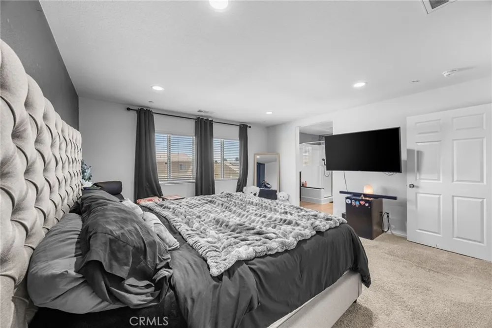 10538 Pampas Court Adelanto, CA 92301